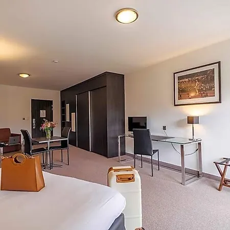 Hotel Golden Tulip Nantes Carquefou La Chapelle-Sur-Erdre