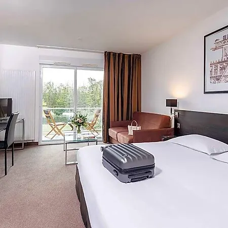 Hotel Golden Tulip Nantes Carquefou 5*